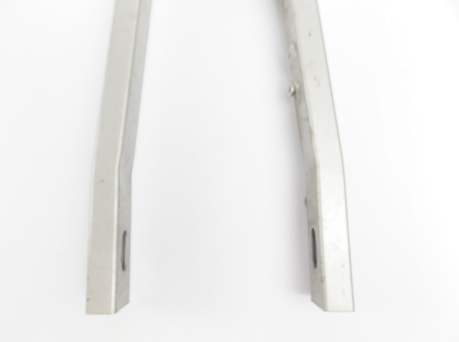 1986 CAGIVA ELEFANTRE 125 FRAME CHASSIS SWING ARM+PIVOT AXLE L=250mm D=15mm - MotoRaider