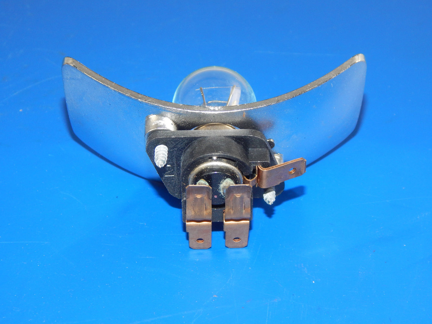 C.E.V 44386 REAR TAIL STOP LIGHT SOCKET REFLECTOR+BULB 5/21W MOTORYCLE SCOOTER - MotoRaider