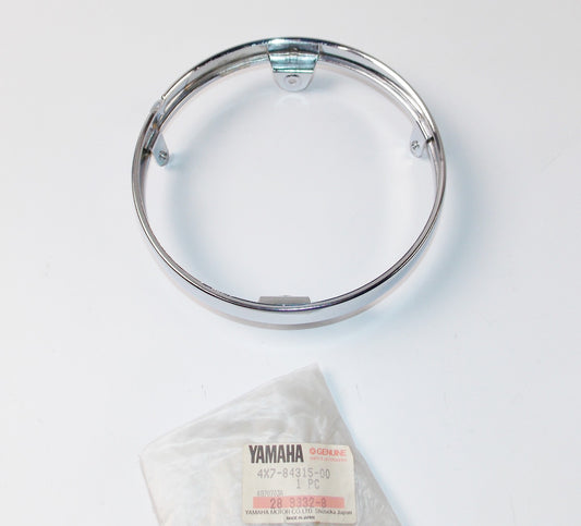 NOS OEM YAMAHA 1981-1983 VIRAGO 750/XV920 RIM HEADLIGHT OD=7" 4X7-84315-00 - MotoRaider