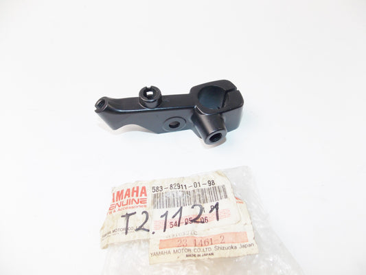 NOS OEM YAMAHA 1978-1985 SR400 | 1985-1991 SR500 HOLDER, LEVER 1 583-82911-01-98 - MotoRaider