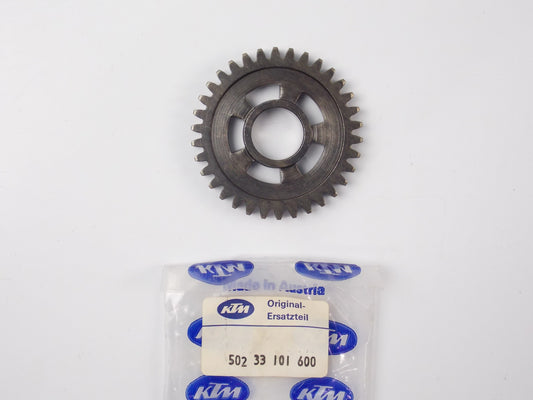 NOS OEM KTM 95-97 125 EXC 1ST GEAR COUNTERSHAFT 34T 50233101600 | 502.33.101.600 - MotoRaider