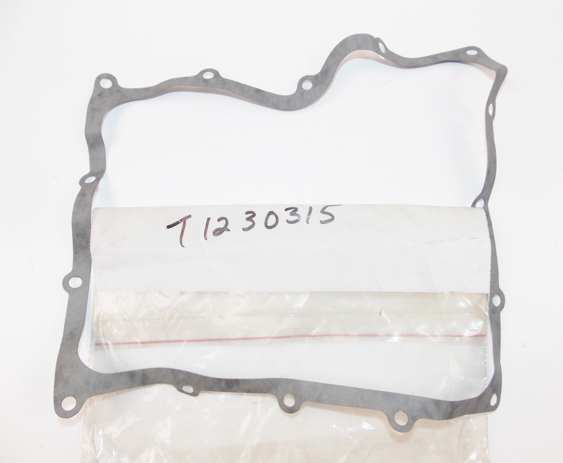NOS OEM TRIUMPH 955 ENGINE MOTOR OIL PUMP SUMP GASKET T1230315 - MotoRaider