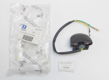 OEM PEUGEOT 2016 TWEET 50 NA / 2017 TWEET 50 A X LICENSE PLATE LIGHT # 802071 - MotoRaider