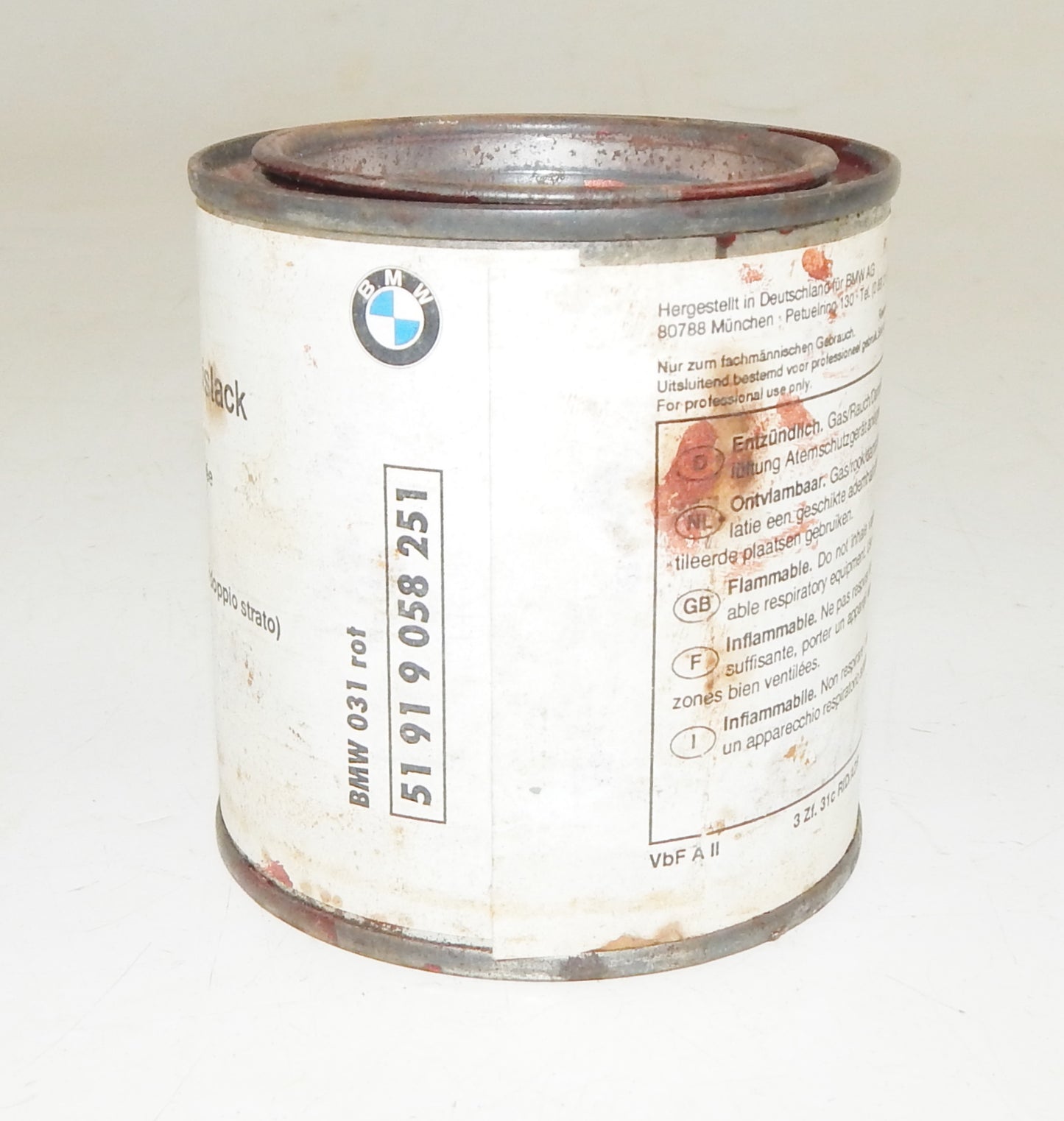 OEM BMW PAINT CAN 250ml BASECOAT METALLIC BMW 031 RED (Rot) 51919058251 - MotoRaider