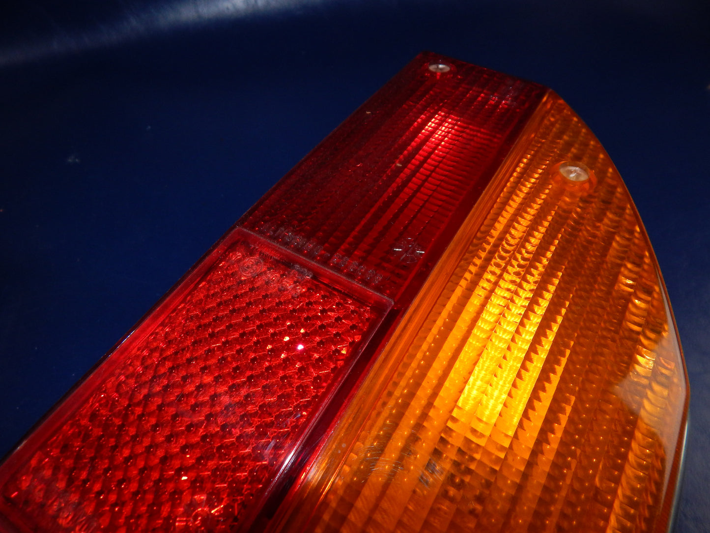 NOS 1977 LANCIA BETA SEDAN ALTISSIMO REAR TAIL LIGHT RIGHT LEFT VINTAGE ITALY - MotoRaider
