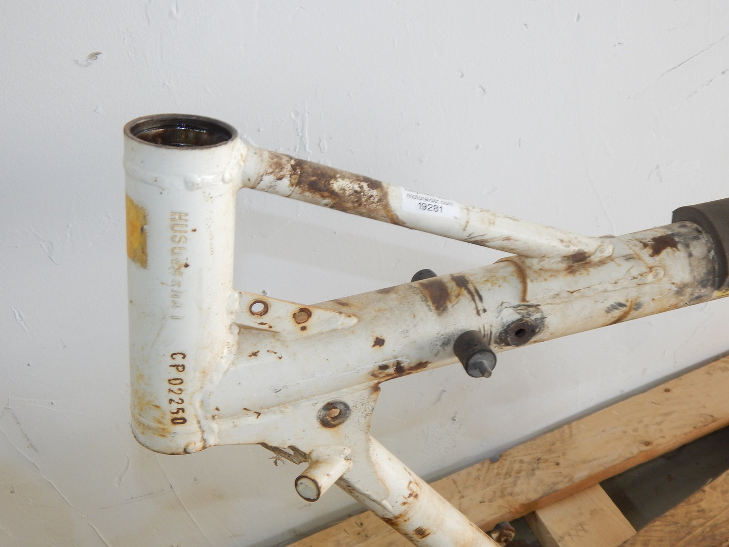 HUSQVARNA 1985 250 500 CR FRAME CHASSIS VINTAGE CP-02250 - MotoRaider