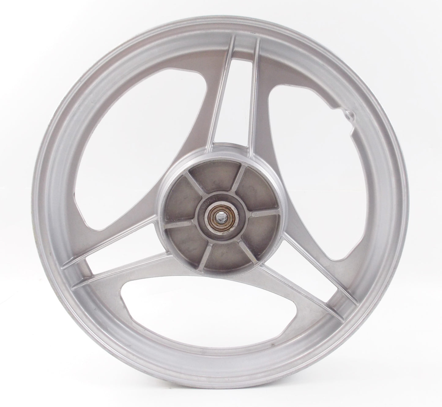 NOS OEM LAVERDA REAR WHEEL RIM E-2.15X18" DOT-D 3 RAZZE STELLA SILVER - MotoRaider