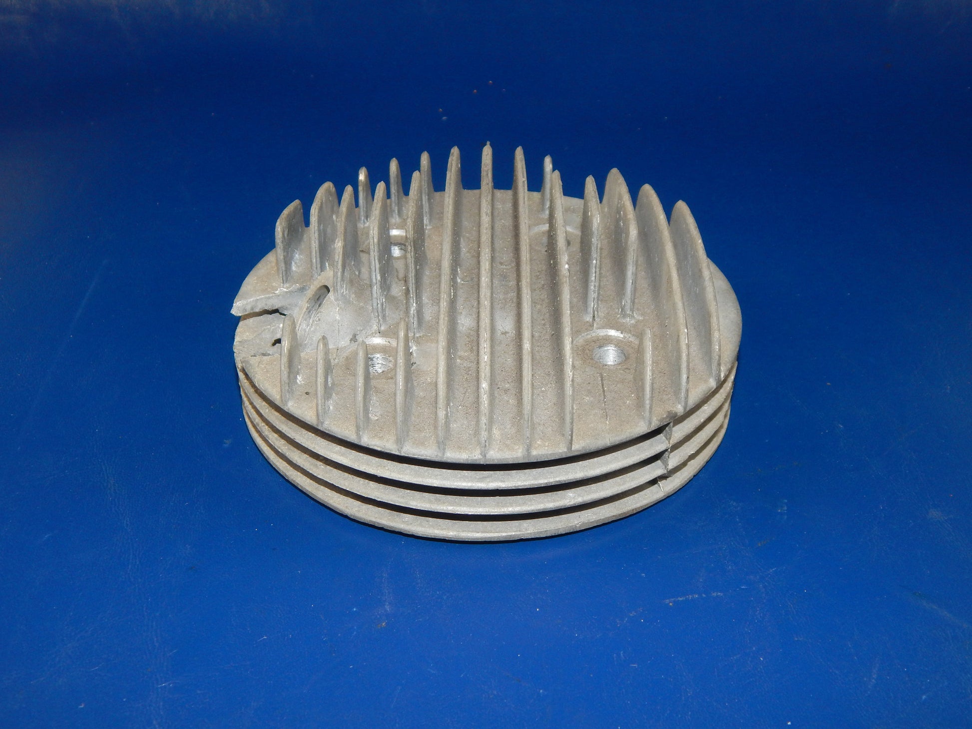 INNOCENTI LAMBRETA ENGINE MOTOR CYLINDER HEAD VINTAGE SCOOTER ITALY - MotoRaider