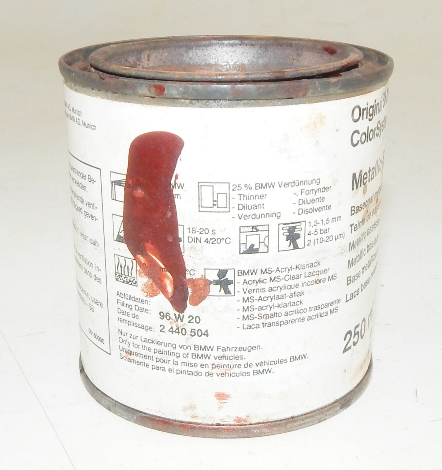 OEM BMW PAINT CAN 250ml BASECOAT METALLIC BMW 031 RED (Rot) 51919058251 - MotoRaider