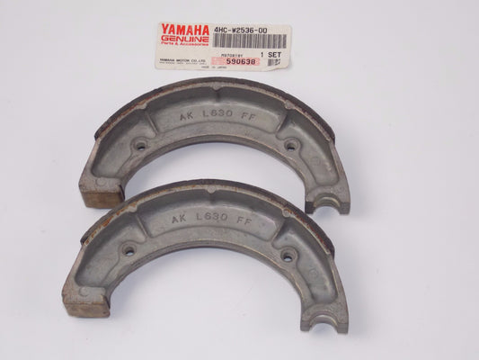 NOS OEM YAMAHA REAR ATV BRAKE SHOES 1996-99YFM350FW/FWB YFM350U 4HC-W2536-00 - MotoRaider