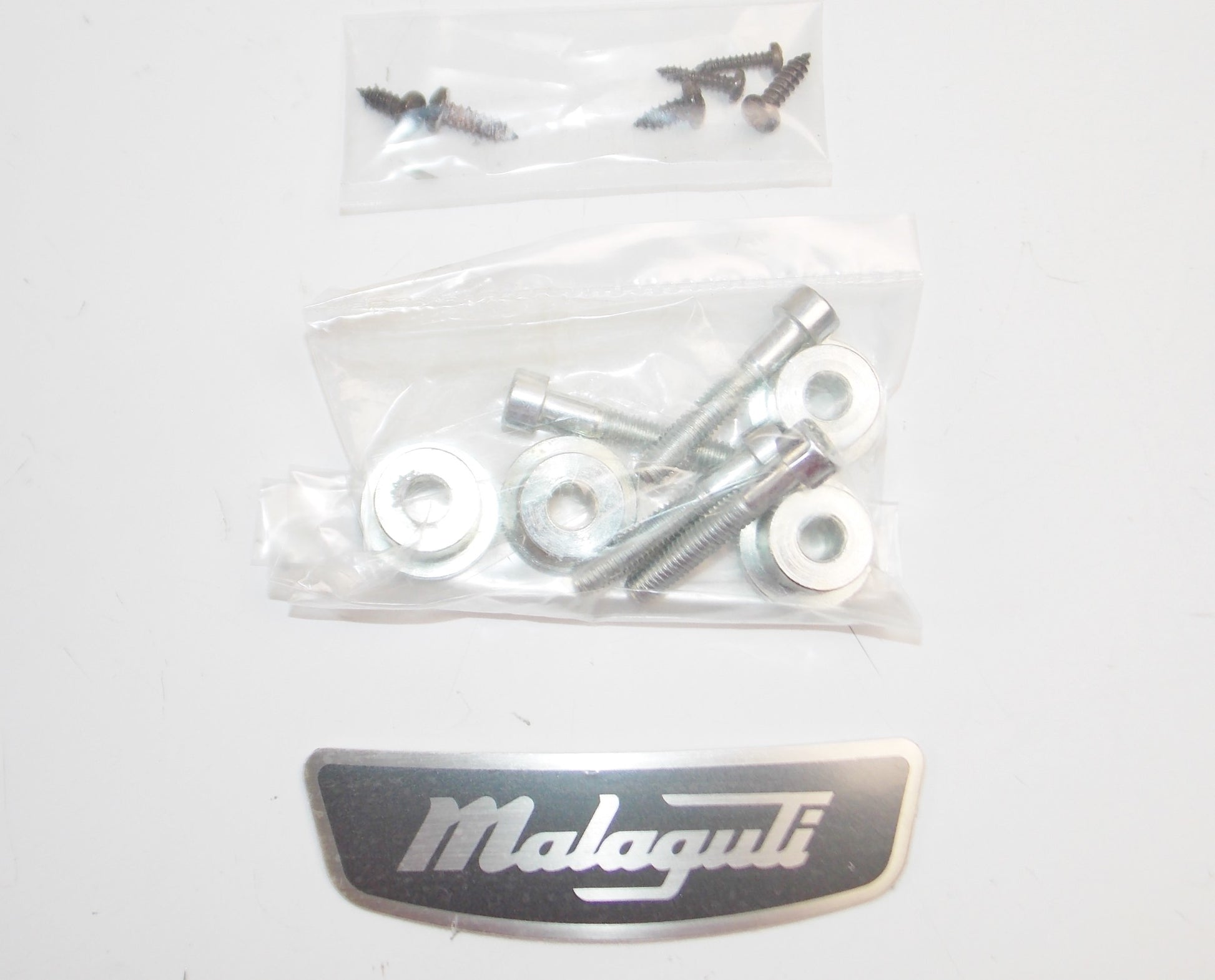 MALAGUTI PASSWORD 250 SCOOTER MOPED 37L TOP CASE LUGGAGE BLACK+SILVER COVER+RACK - MotoRaider