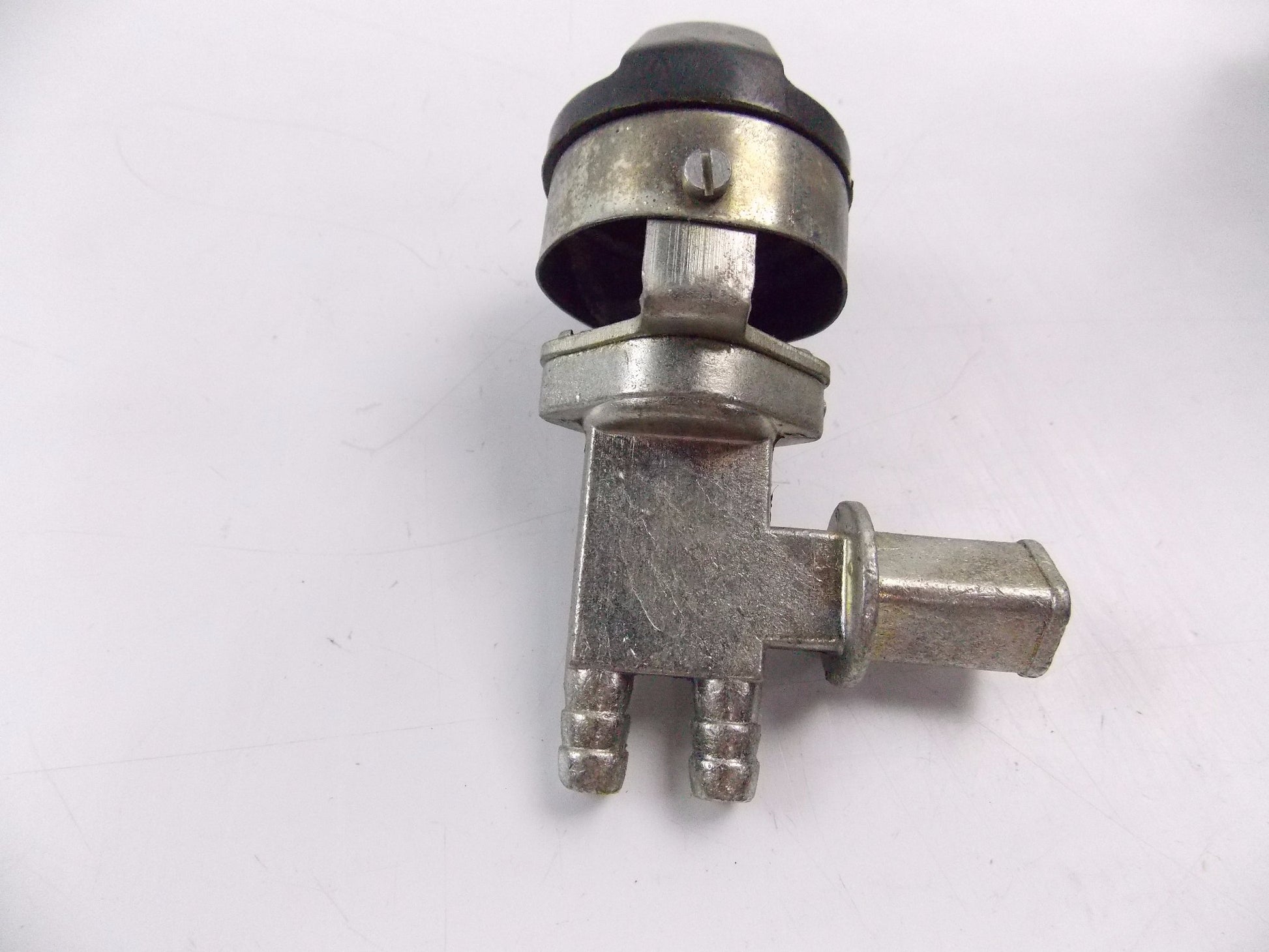 NOS OEM CAGIVA 1990 FRECCIA 125 GAS TANK PETCOCK FUEL VALVE 800063456 - MotoRaider