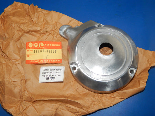 NOS VINTAGE 1982 SUZUKI GS400 MOTOR ENGINE CONTACT BREAKER COVER 11381-33202 - MotoRaider