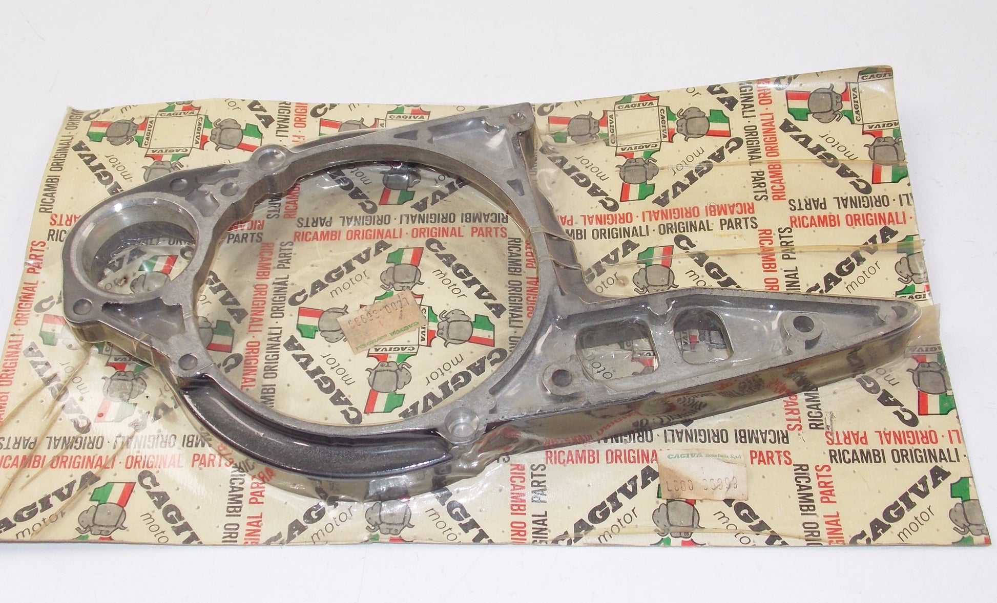 NOS OEM CAGIVA 1984 ALETTA ELECTRA ELECTRIC STARTER FLANGE COVER L80036999 - MotoRaider