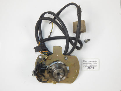 1986 SUZUKI GSXR 750 MOTOR ENGINE IGNITION PULSE TIMING GENERATOR VINTAGE - MotoRaider