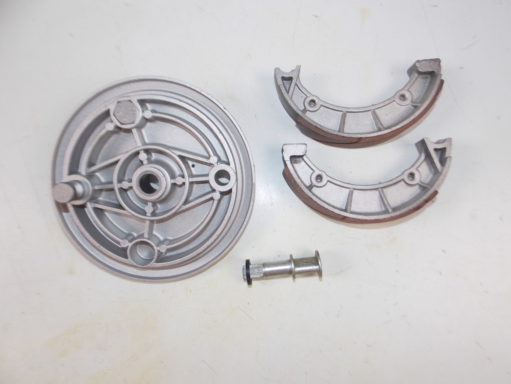 VINTAGE MOTORCYCLE GRIMECA FRONT WHEEL BRAKE PLATE+SHOES OD=160MM CAGIVA GILERA - MotoRaider