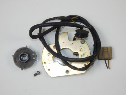 1986 SUZUKI GSXR 750 MOTOR ENGINE IGNITION PULSE TIMING GENERATOR VINTAGE - MotoRaider