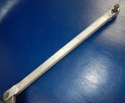 1989 KAWASAKI ZX NINJA 750 REAR WHEEL CALIPER MOUNT BRACKET TORSION BAR VINTAGE - MotoRaider