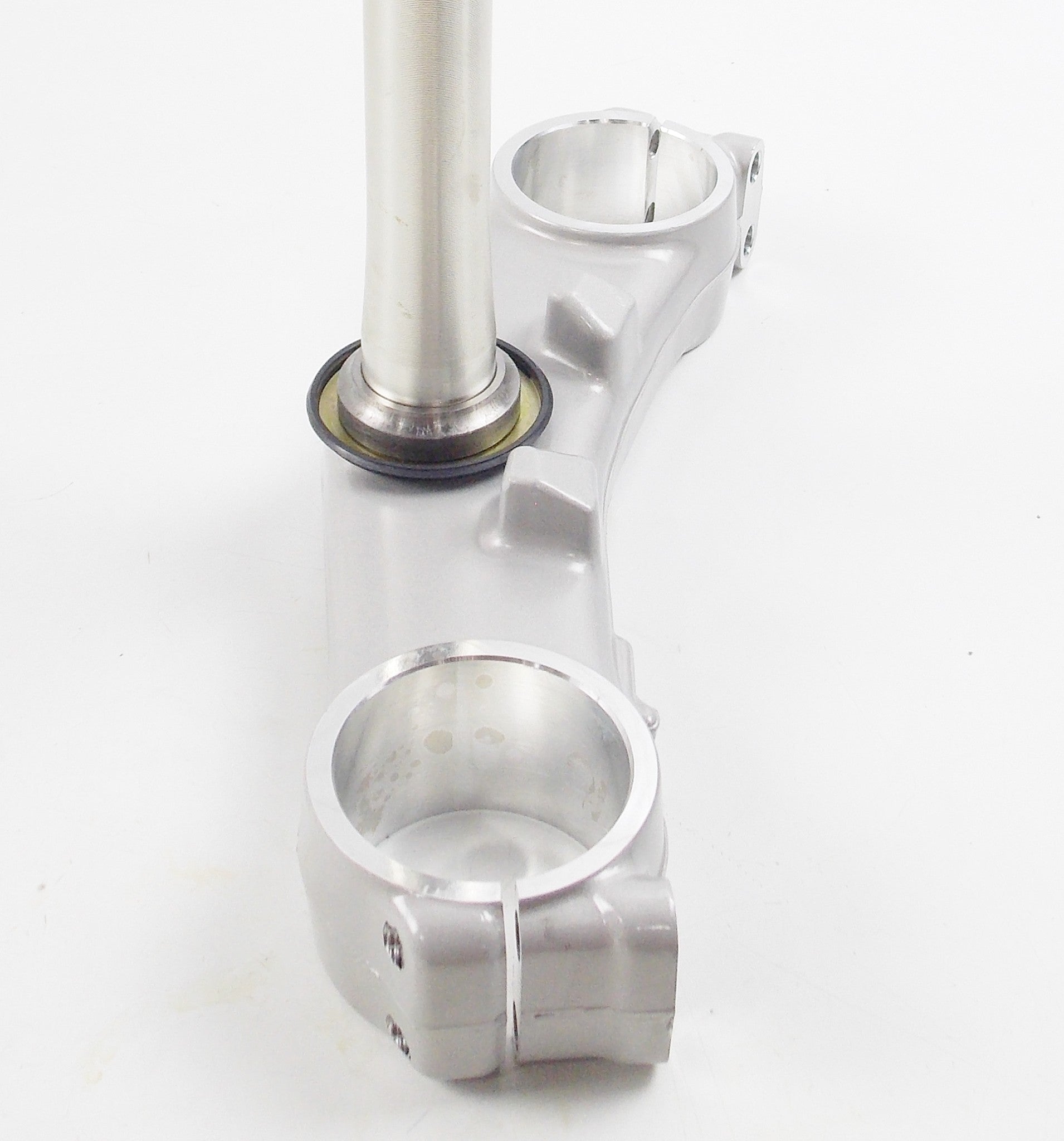 HONDA 2000-2003 CBR900 FRONT FORK STEM LOWER TRIPLE PLATE STEERING 53219-MCJ-751 - MotoRaider