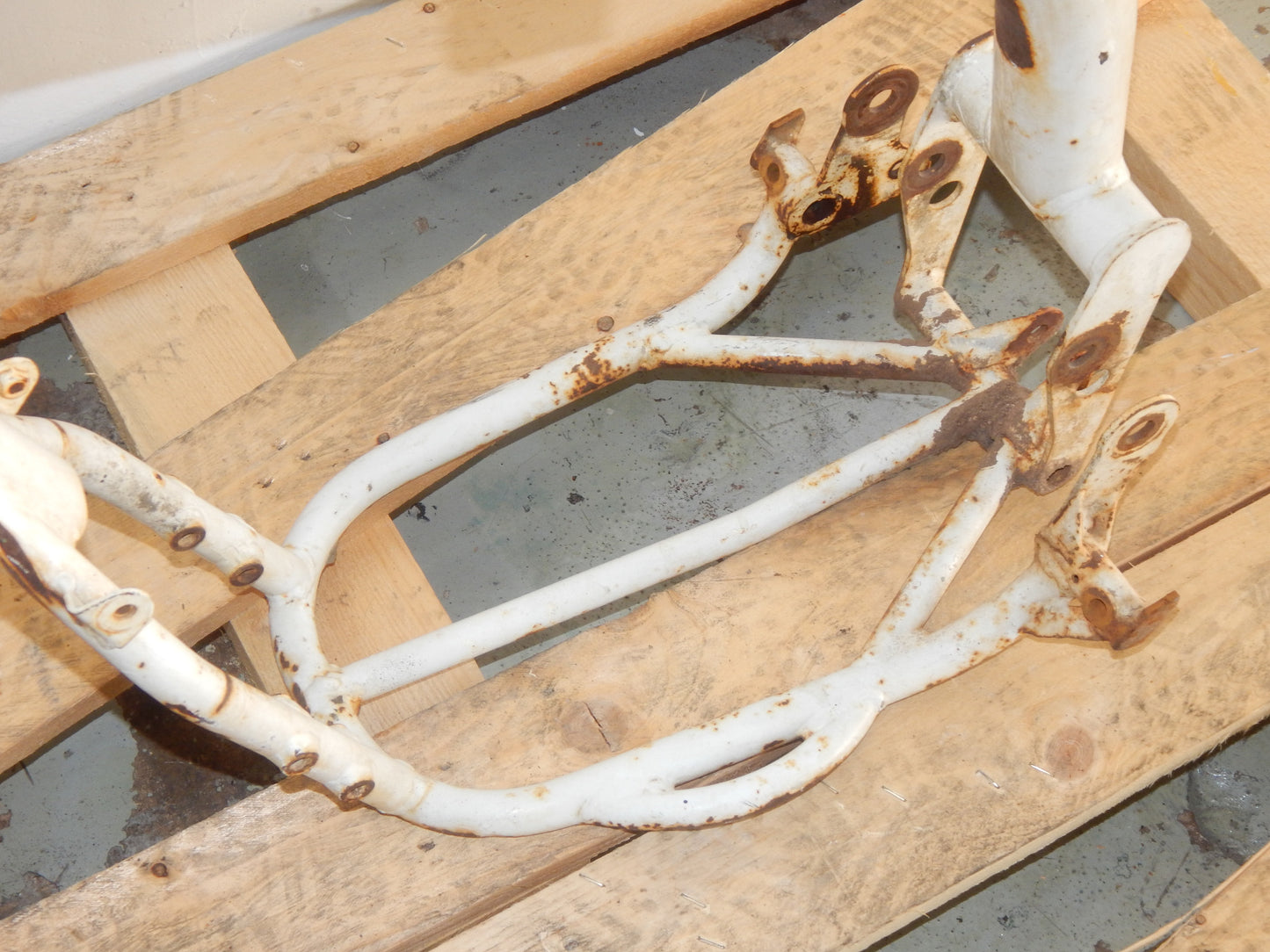 HUSQVARNA 1985 250 WRX FRAME CHASSIS VINTAGE ENDURO WP-03919 - MotoRaider