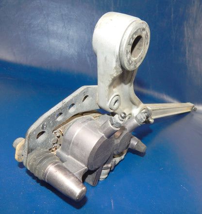 1989 KAWASAKI ZX NINJA 750 REAR WHEEL CALIPER MOUNT BRACKET TORSION BAR VINTAGE - MotoRaider