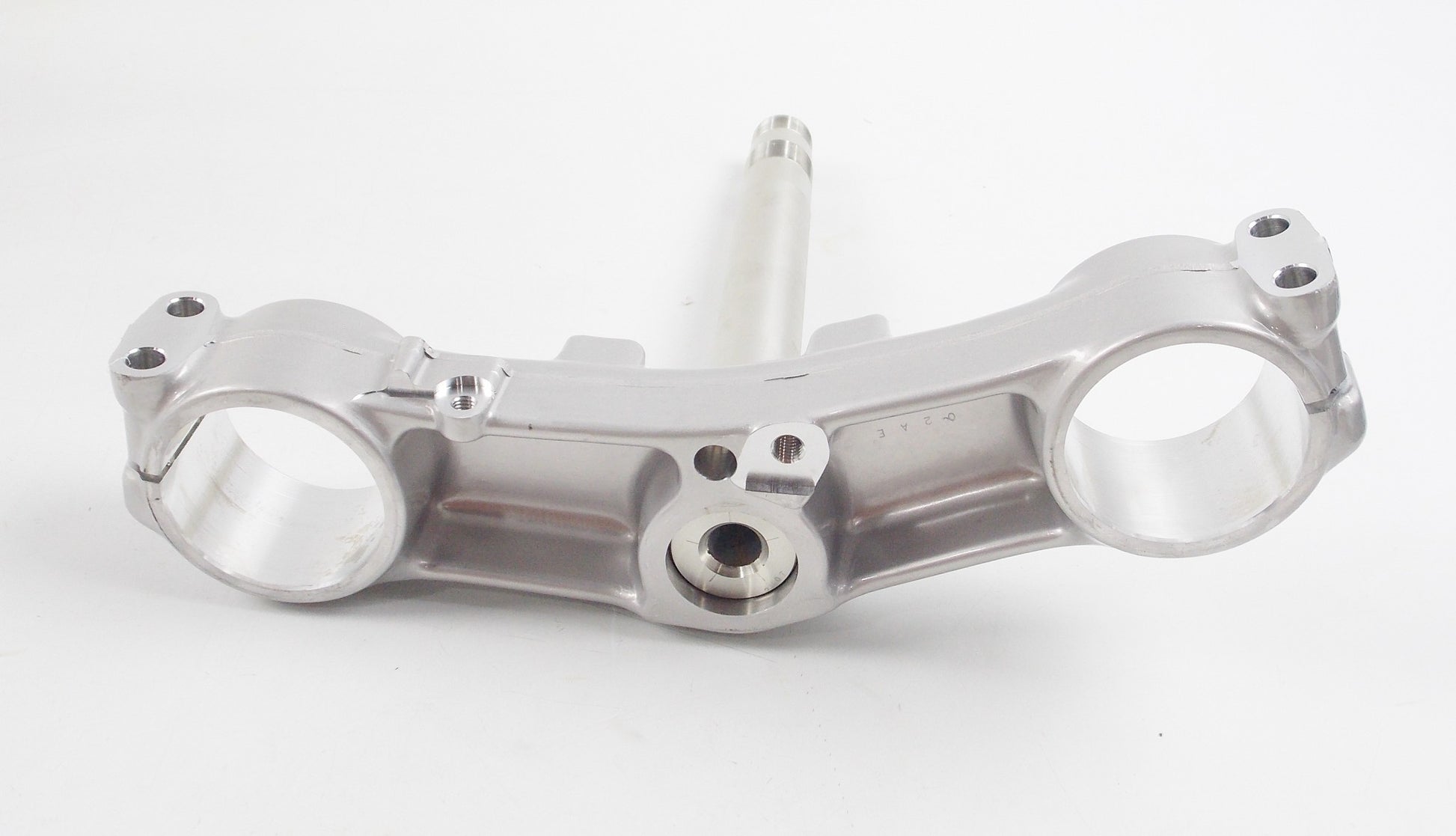 HONDA 2000-2003 CBR900 FRONT FORK STEM LOWER TRIPLE PLATE STEERING 53219-MCJ-751 - MotoRaider