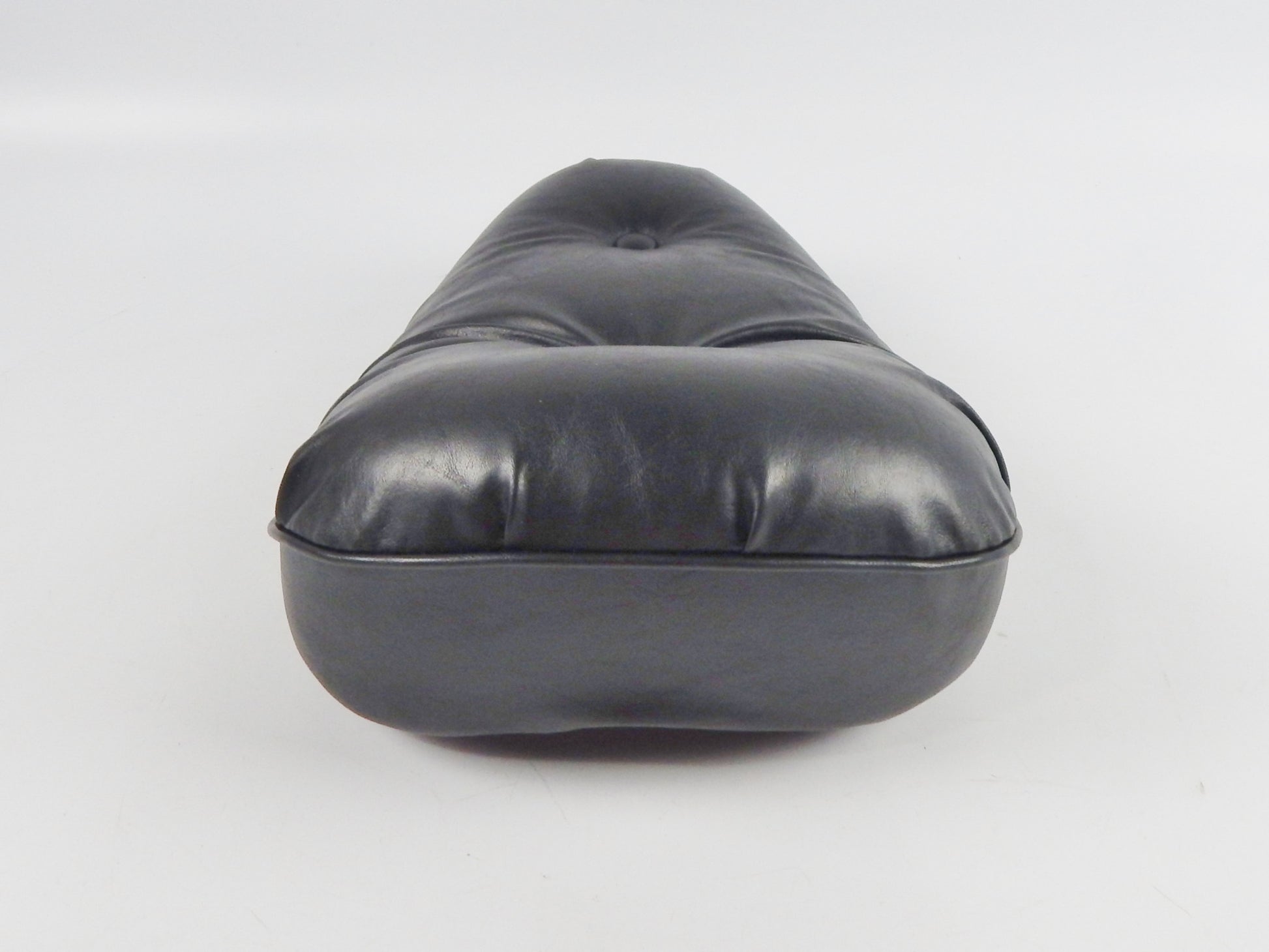 MOTORCYCLE SADDLE SEAT BLACK L=16" W=11.5" APRILIA LAVERDA CAGIVA GUZZI MORINI - MotoRaider