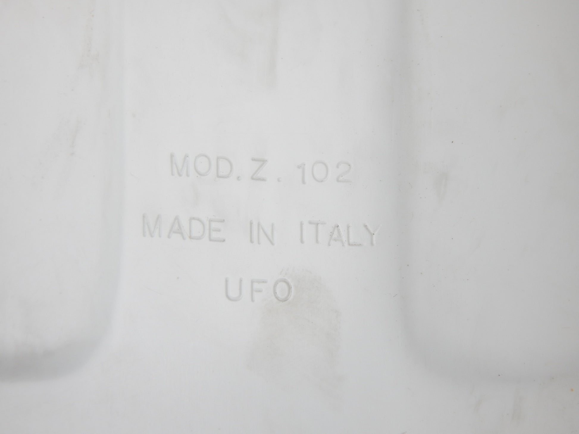 UFO Z-102 MUDGUARD REAR FENDER WHITE PLASTIC L=27.5" VINTAGE MOTOCROSS BETA PUCH - MotoRaider
