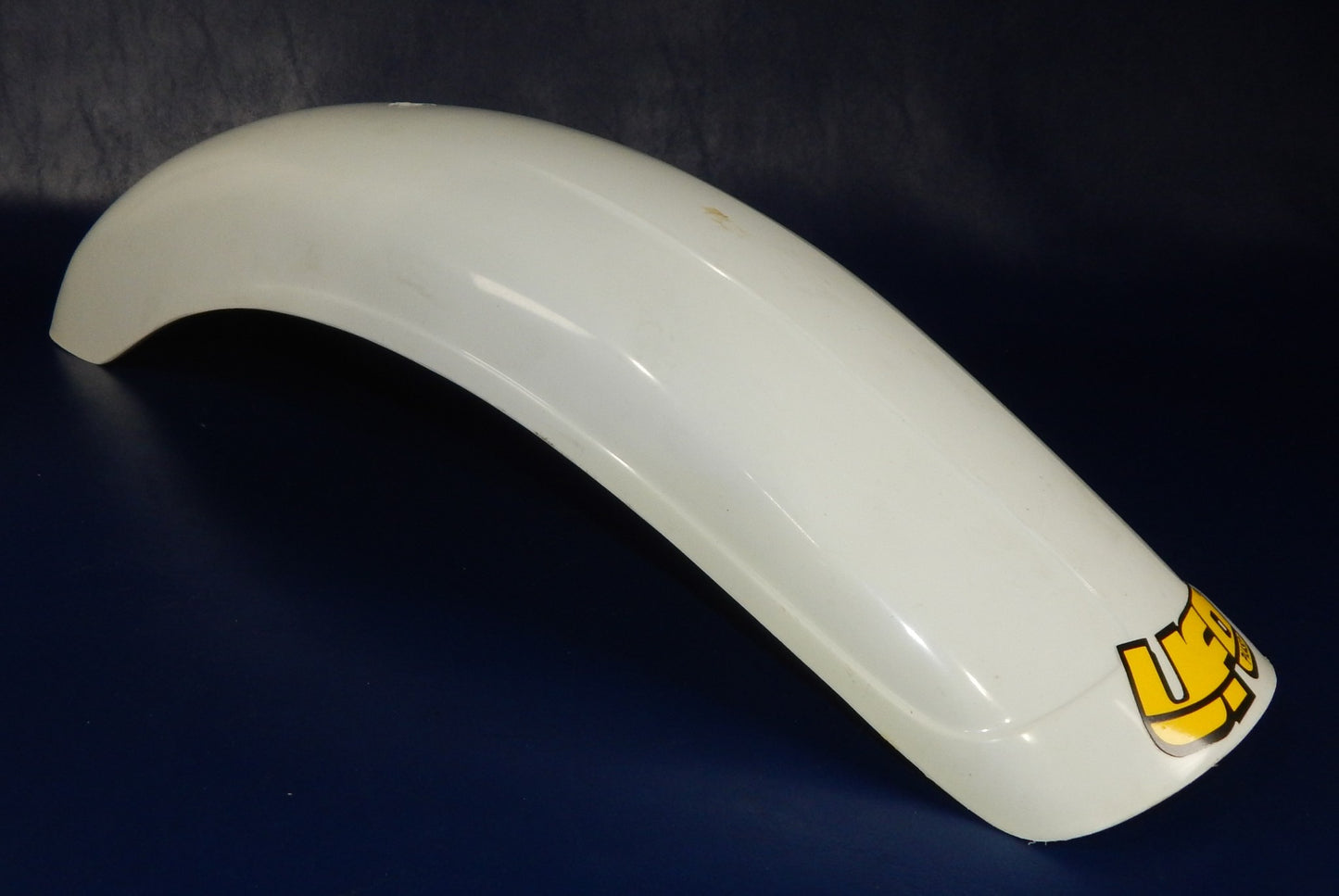 UFO Z-102 MUDGUARD REAR FENDER WHITE PLASTIC L=27.5" VINTAGE MOTOCROSS BETA PUCH - MotoRaider