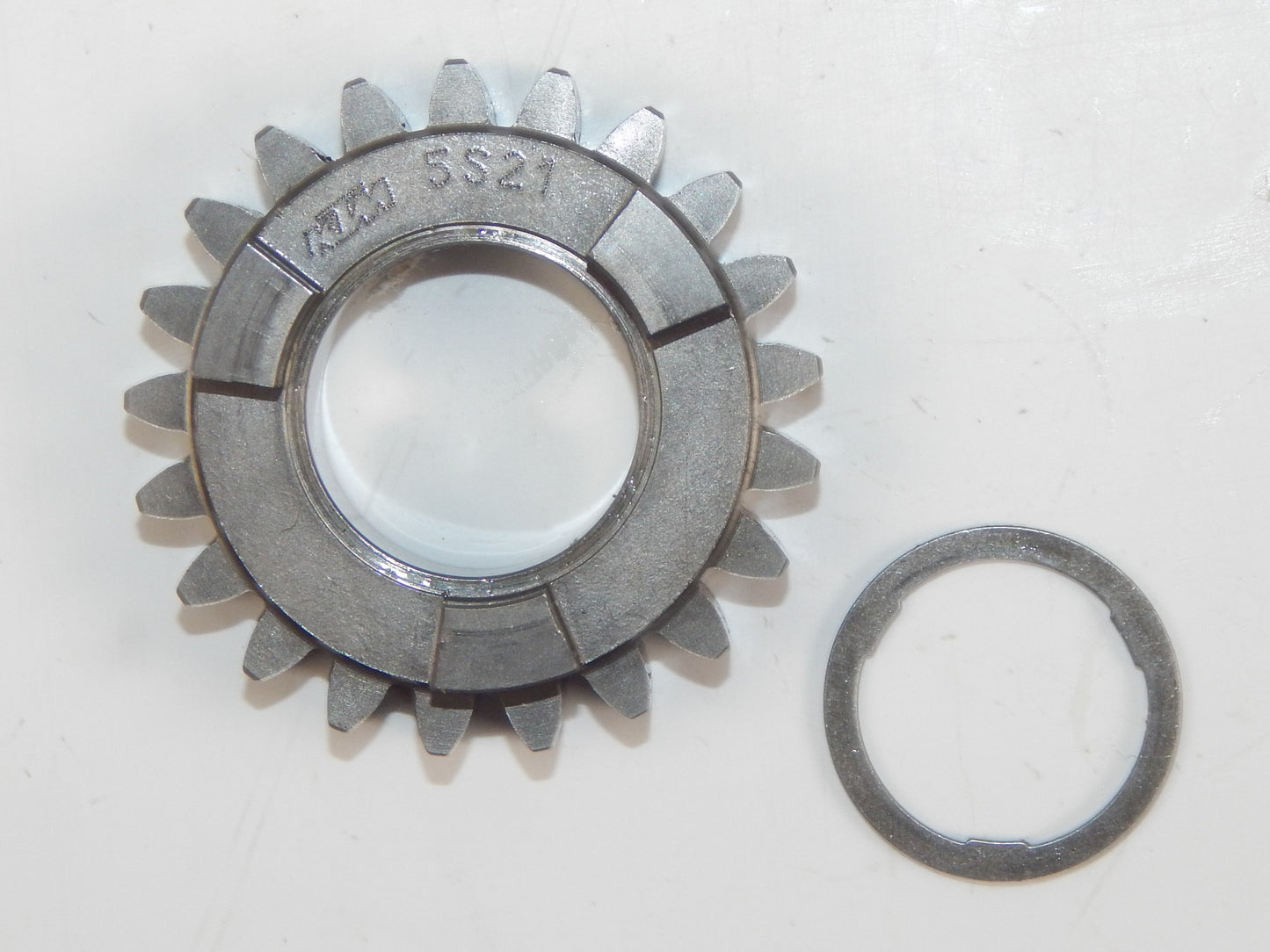 OEM KTM 2000-2008 125 EXC 1998-2006 125 SX 5th IDLER GEAR 21 T. STAMPED "5S21" - MotoRaider