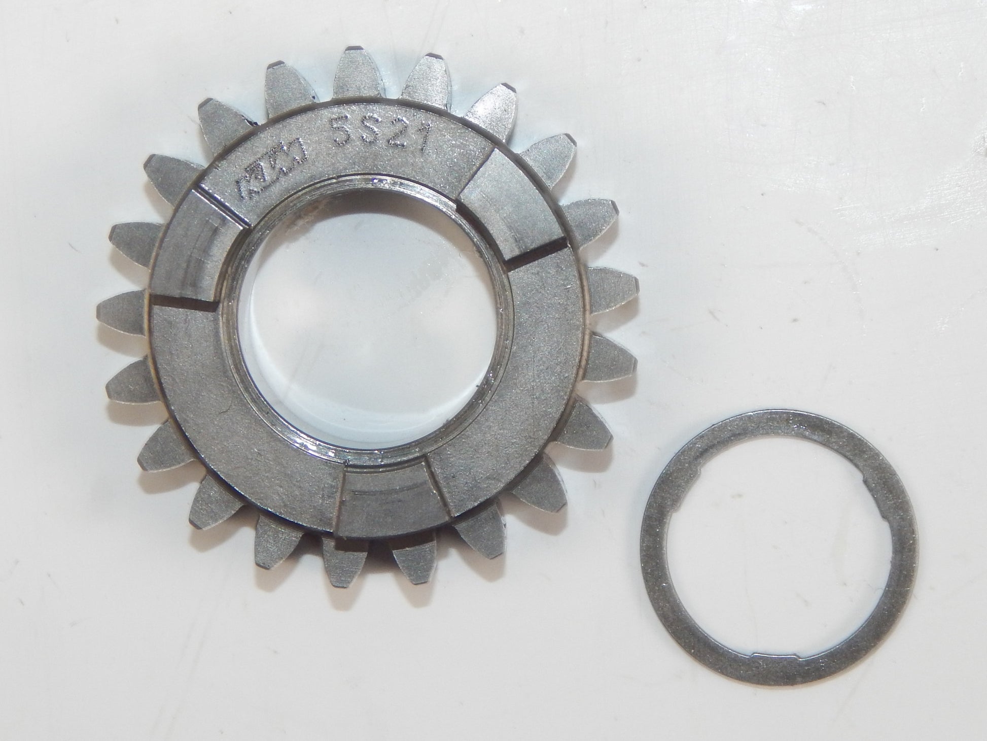 OEM KTM 2000-2008 125 EXC 1998-2006 125 SX 5th IDLER GEAR 21 T. STAMPED "5S21" - MotoRaider