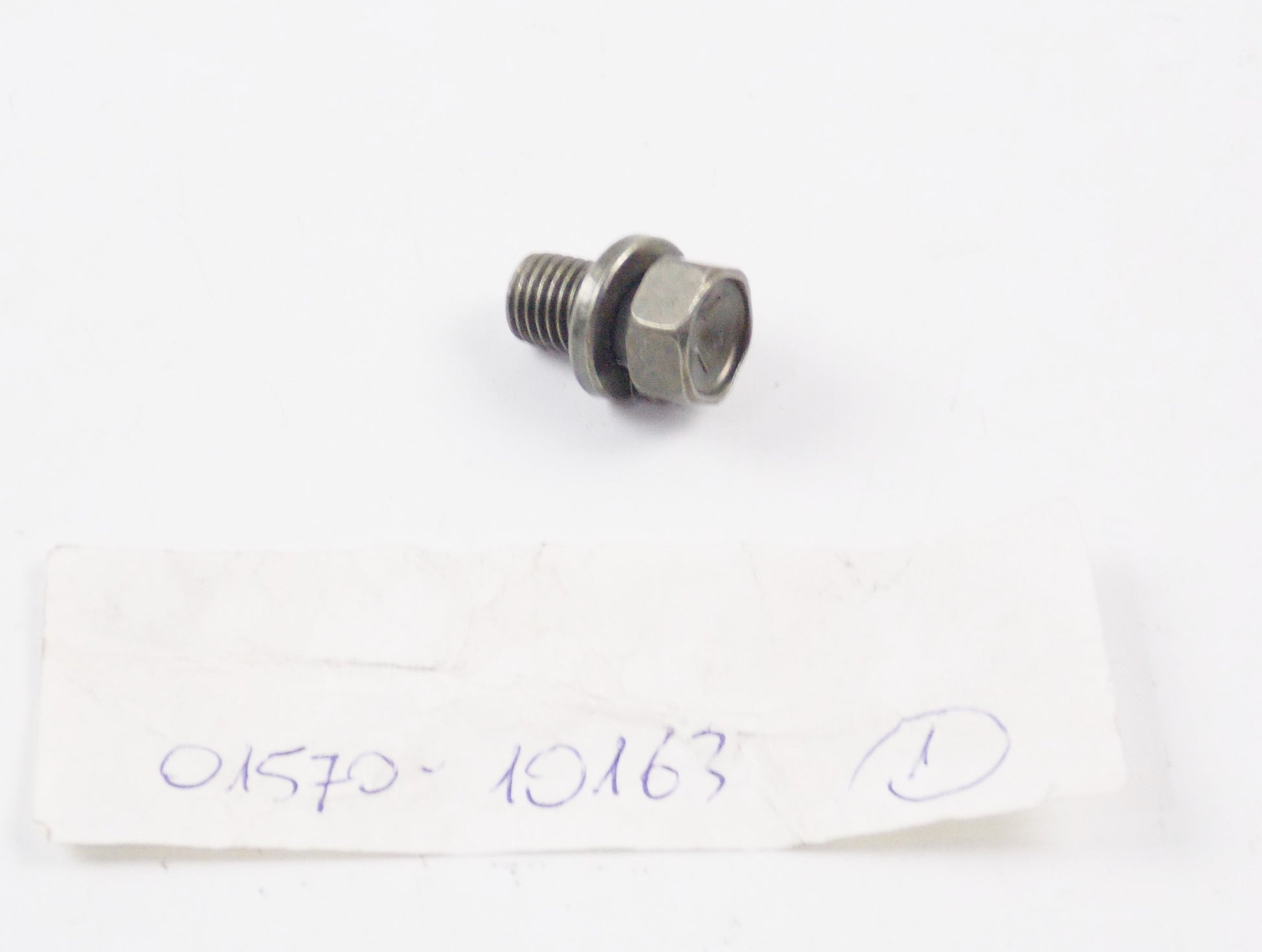NOS SUZUKI SEAT BOLT 2005-2011 SIERRA VITARA SAMURAI SIDEKICK WAGON 01570-10163 - MotoRaider