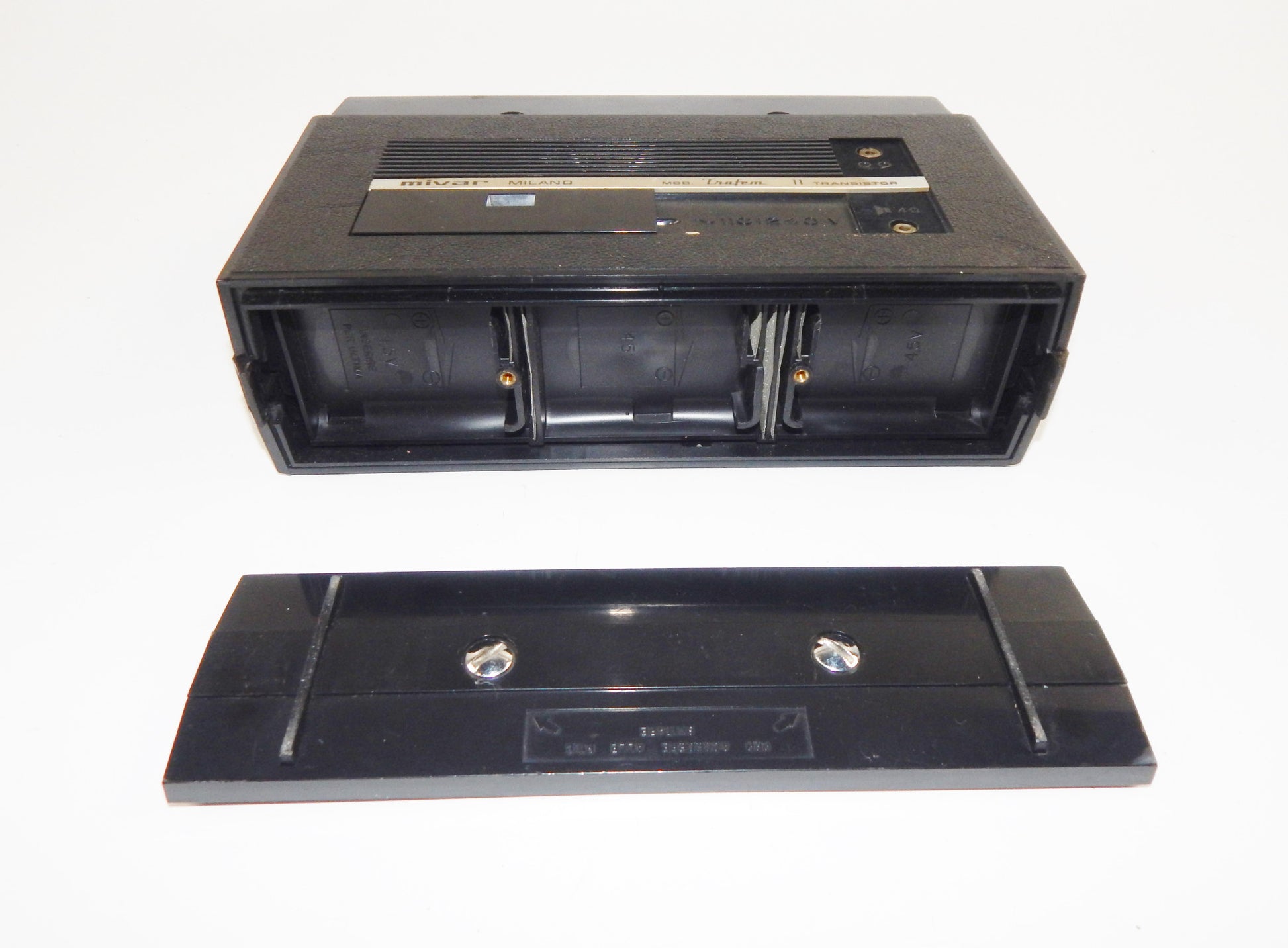 1970's MIVAR TRAFEM 11 TRANSISTOR 110-220 VOLT BATTERY 10,5x7x3" VINTAGE ITALY - MotoRaider