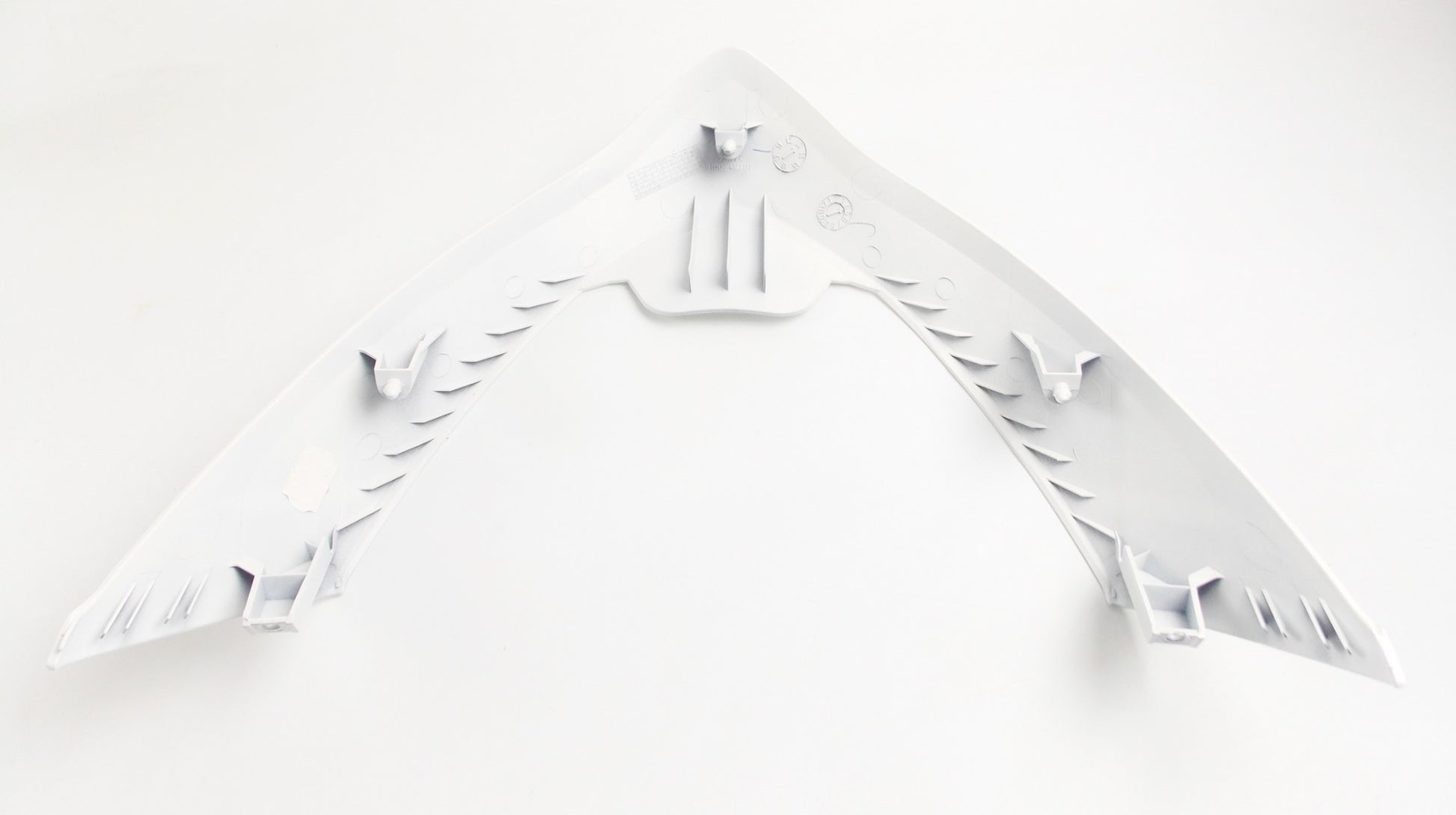 OEM SUZUKI 2007-2008 BURGMAN UH125/UH200 FRONT TOP CENTER COVER WHITE 48131-03H - MotoRaider