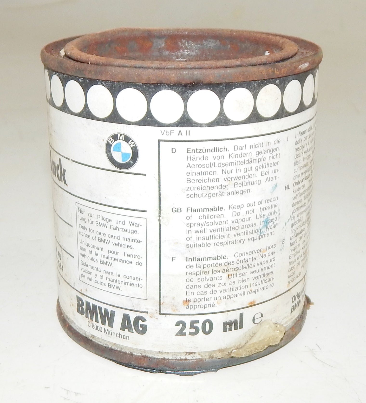 OEM BMW PAINT CAN 250ml BASECOAT METALLIC BMW 175 DOLOMITE GREY (Dolomitgrau) - MotoRaider