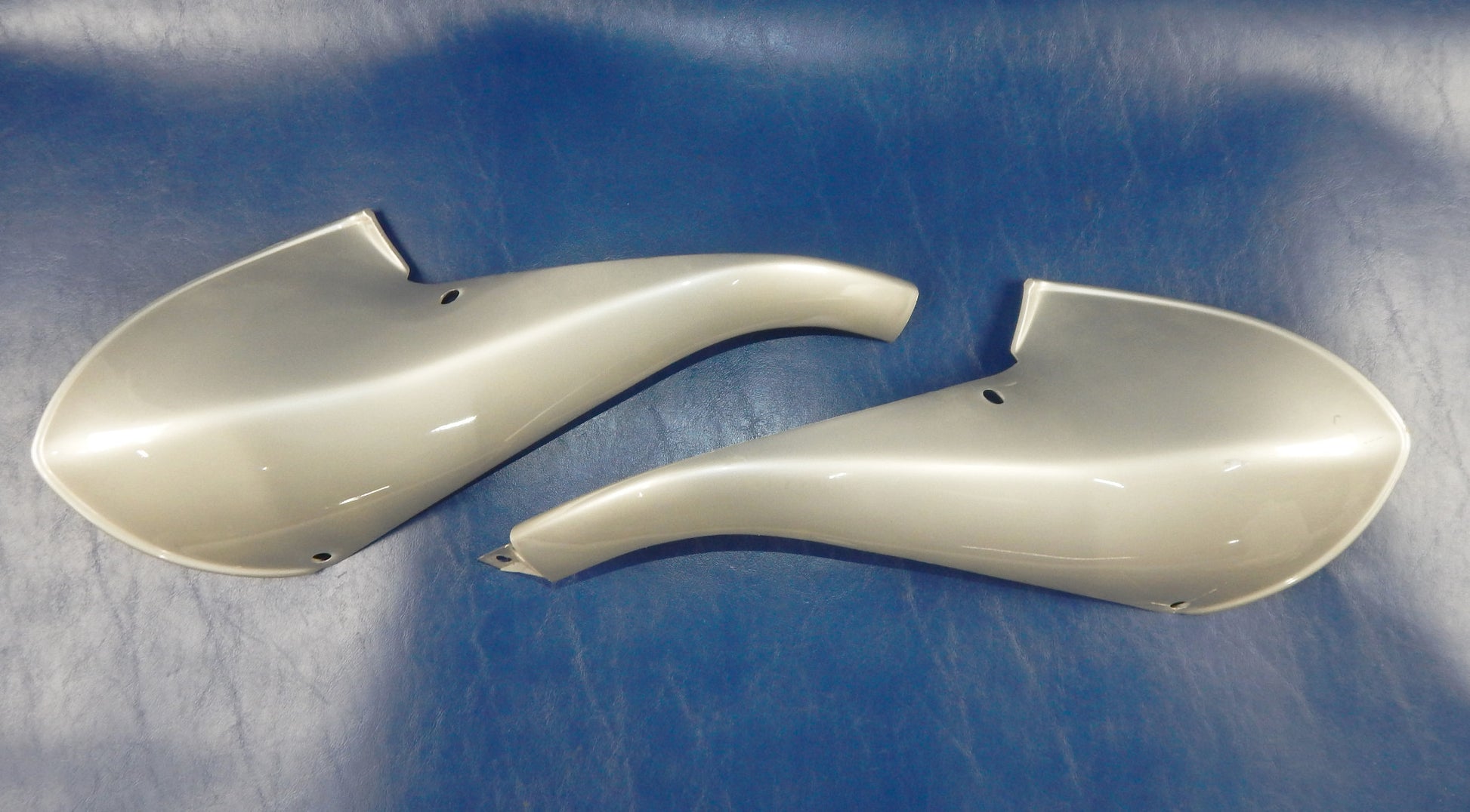 PEUGEOT ELYSTAR RIGHT / LEFT COVERS 11.739.09700 | 11.739.54900 - MotoRaider