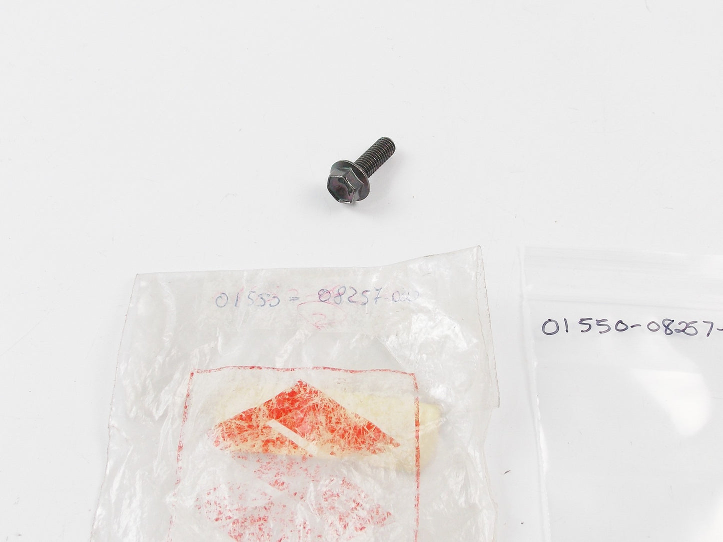 NOS OEM SUZUKI 1980-1981 GN400T/GN400TX/GN400XX/GS1000GL BOLT 01550-08257-000 - MotoRaider