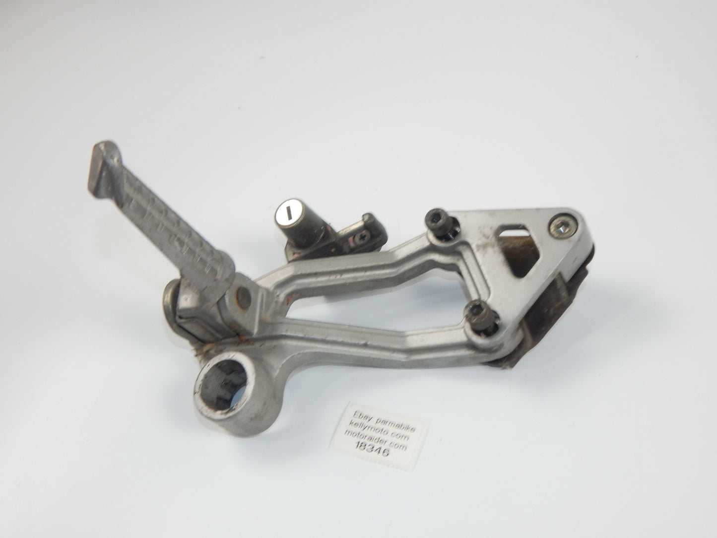1986 KAWASAKI GPX 750-R REAR RIGHT PASSENGER FOOT PEG STAY STAND BRACKET VINTAGE - MotoRaider