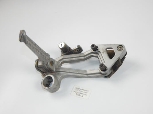 1986 KAWASAKI GPX 750-R REAR RIGHT PASSENGER FOOT PEG STAY STAND BRACKET VINTAGE - MotoRaider