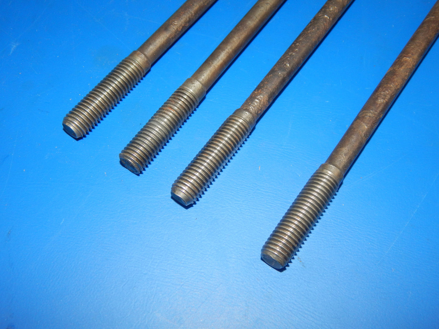 4 1970's HUSQVARNA MOTOR CYLINDER STUDS L=180mm THREAD 10mm VINTAGE - MotoRaider