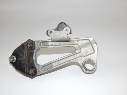1986 KAWASAKI GPX 750-R REAR RIGHT PASSENGER FOOT PEG STAY STAND BRACKET VINTAGE - MotoRaider