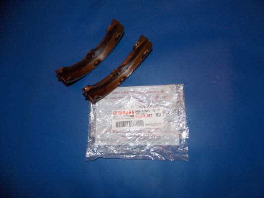 NOS YAMAHA 1989-1998 YFM350/400 BRAKE SHOE SET 3HN-W2535-10 - MotoRaider