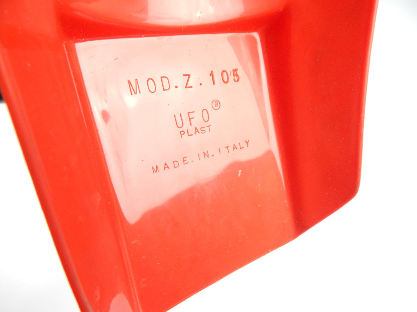 UFO Z-105 MUDGUARD REAR FENDER RED PLASTIC L=32" BETA VINTAGE ENDURO - MotoRaider