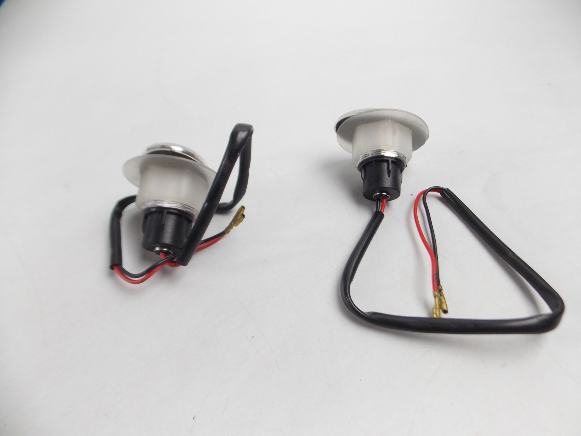 FAIRING MOUNTED OVAL TURN SIGNAL BLINKER FLASHER L=2.5" MOTORCYCLE SCOOTER MOPED - MotoRaider