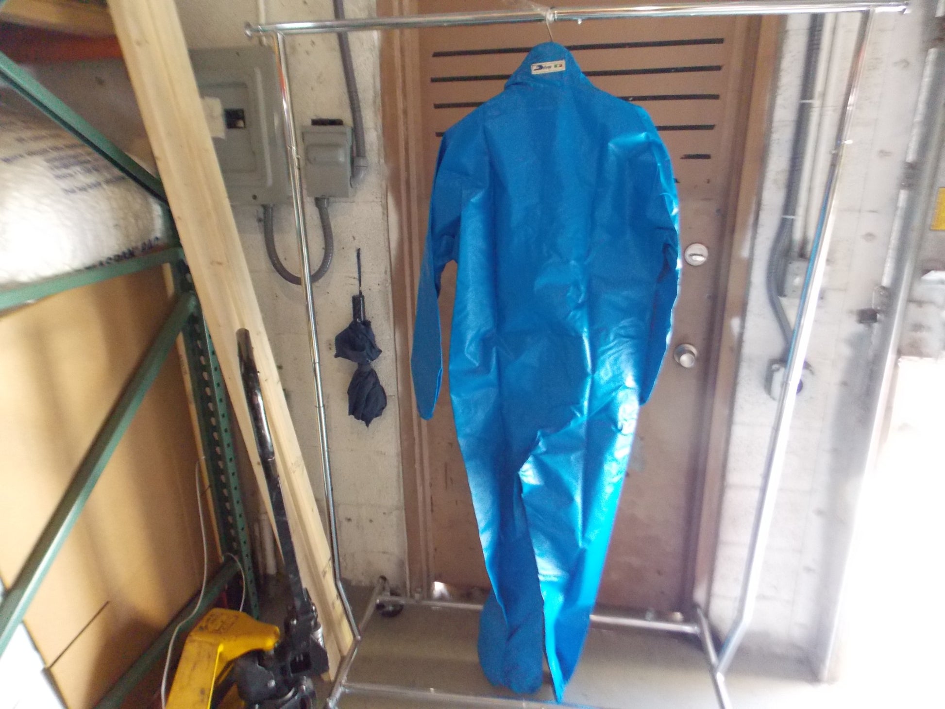 1980's DRIVER ITALY MOTORCYCLE RAIN SUITE BLUE SKY LARGE L=65" W=21" YAMAHA BMW - MotoRaider