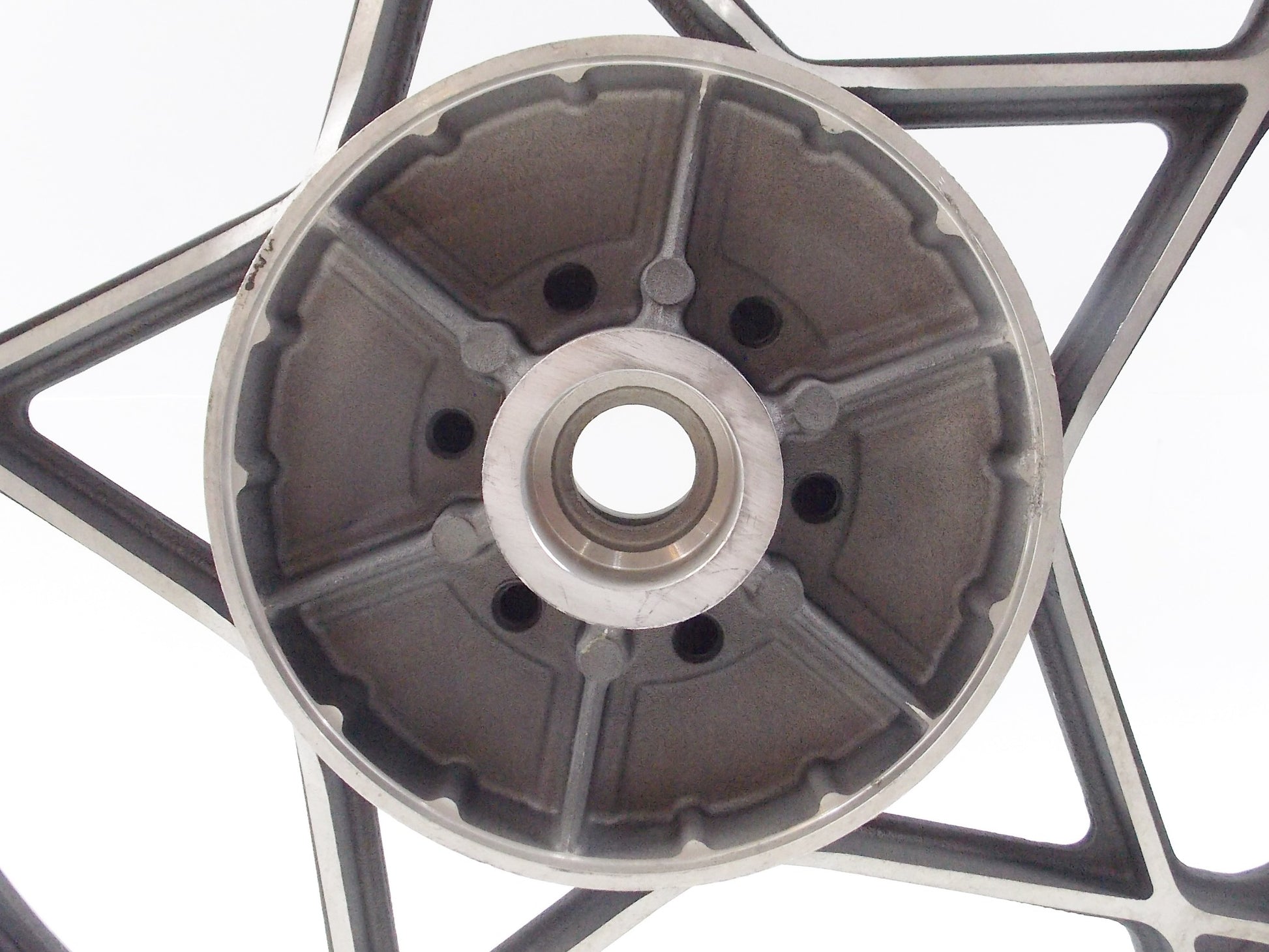 NOS OEM 1978 SUZUKI GS REAR WHEEL RIM J 18X2.15 DOT BLACK/SILVER - MotoRaider