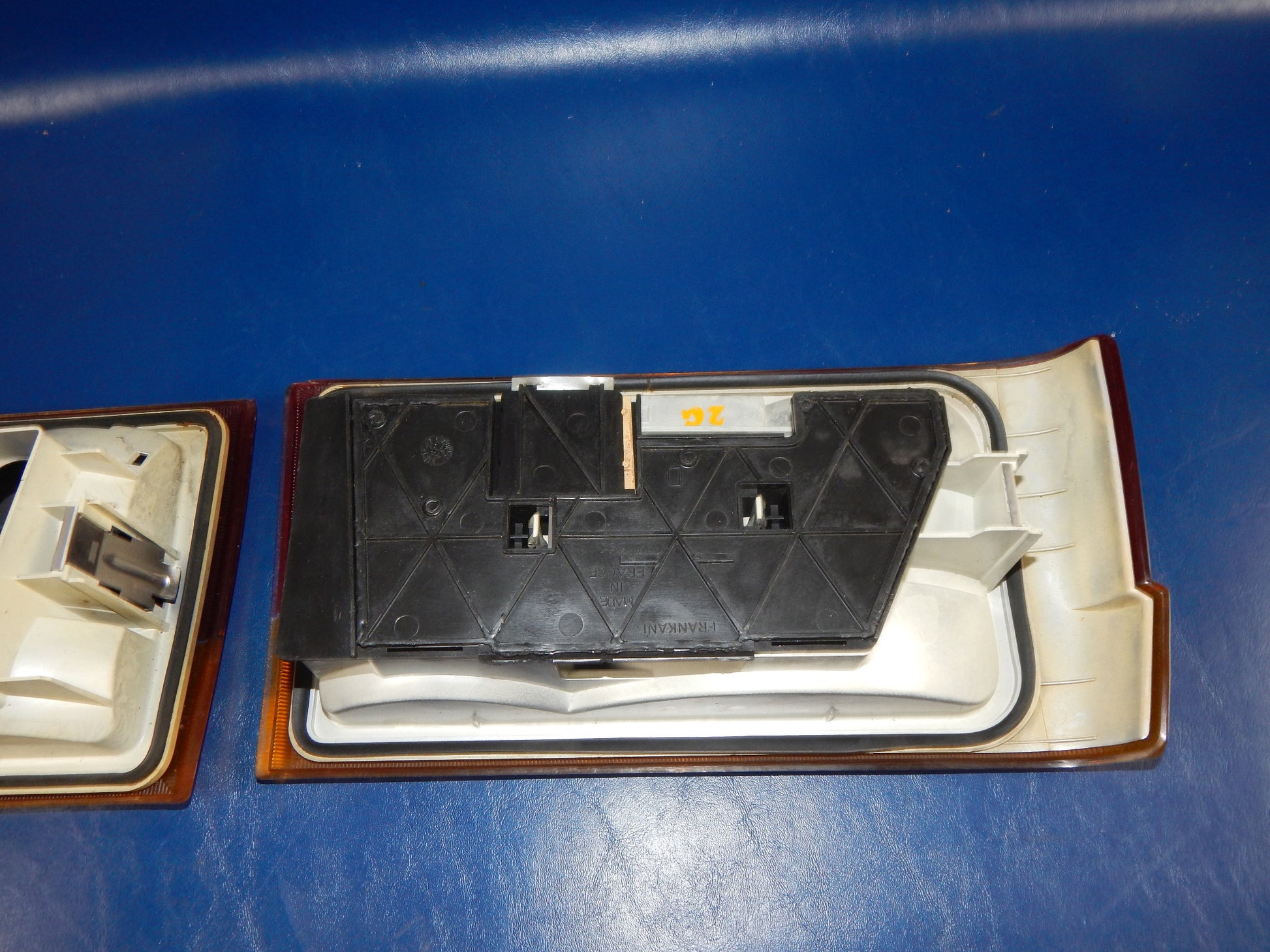 1980's RENAULT 9 FRANKANI REAR TAIL LIGHT RIGHT LEFT VINTAGE FRANCE - MotoRaider