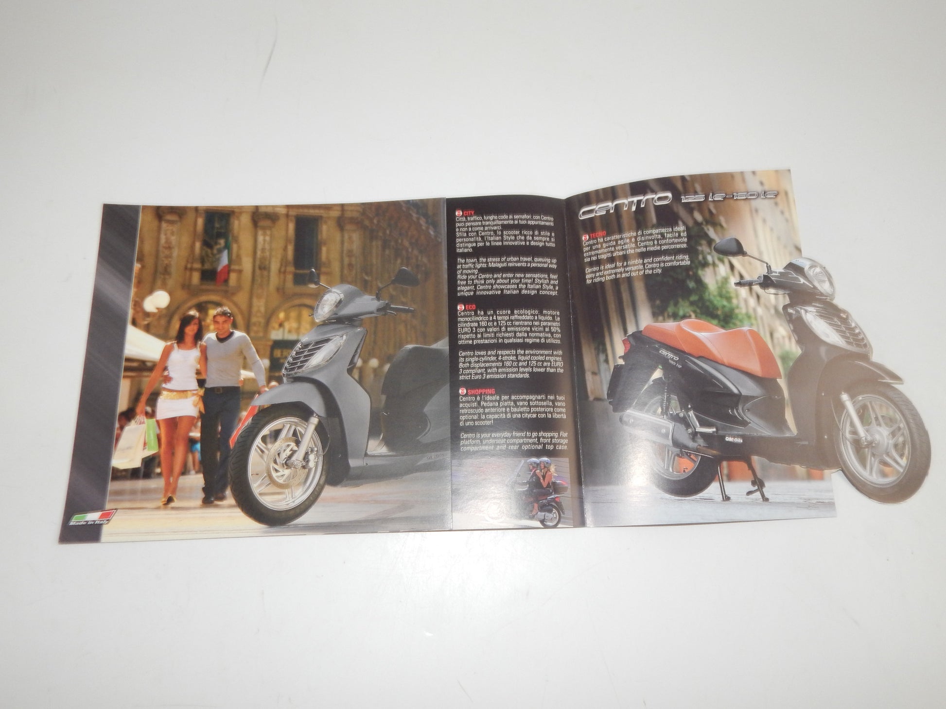 8 MALAGUTI DEALER BROCHURE 1990-2000's SCOOTER FANTOM CENTRO GRIZZLY BLOG ITALY - MotoRaider