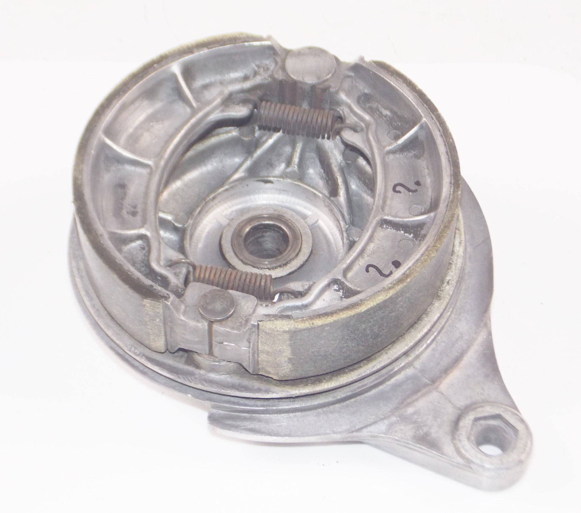 REAR WHEEL HUB PLATE BRAKE SHOES CARRIER VINTAGE HONDA OD=125mm SCOOTER MOPED - MotoRaider