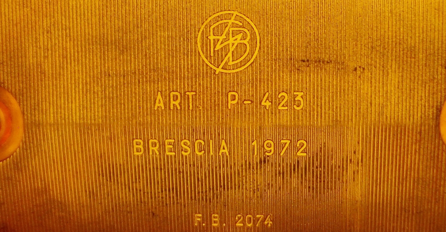 NOS FB 2074 ART P-423 BRESCIA 78x40x34mm TURN SIGNAL INDICATOR LENS 1972 LAVERDA - MotoRaider